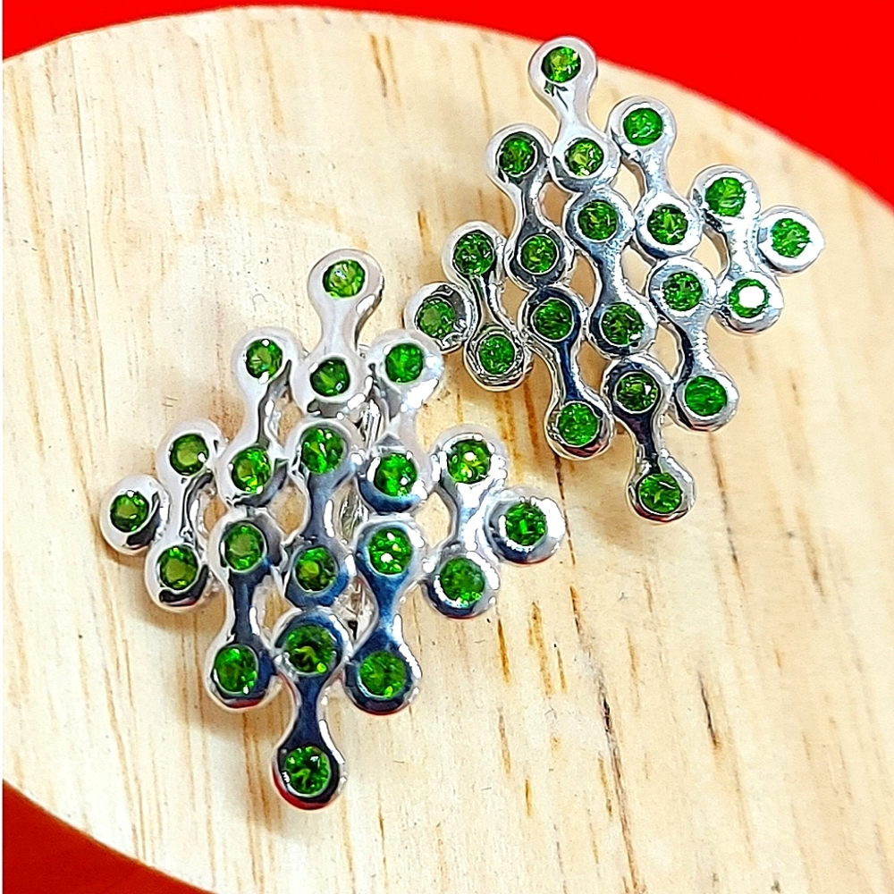 Unheated Round Green Chrome Diopside 2mm 925 Sterling Silver Earrings